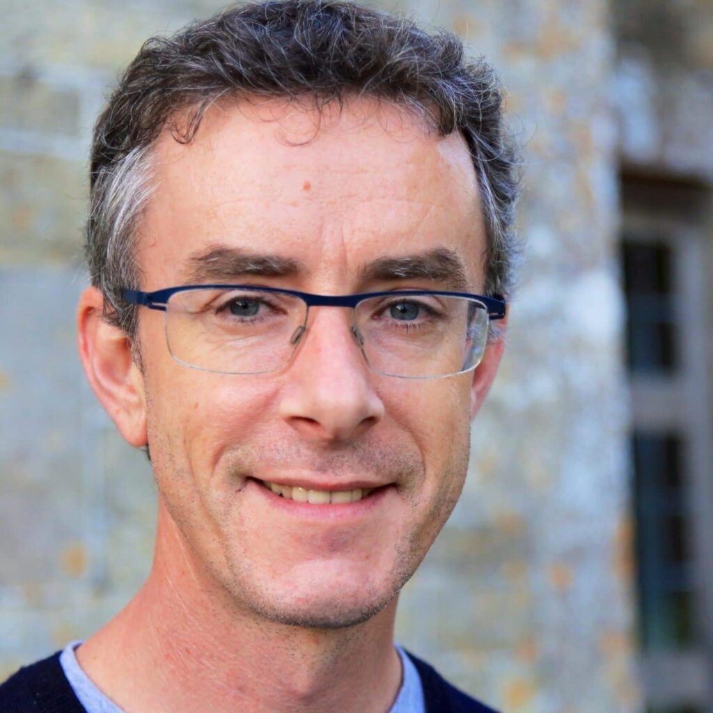 A portrait of Steve Scott.